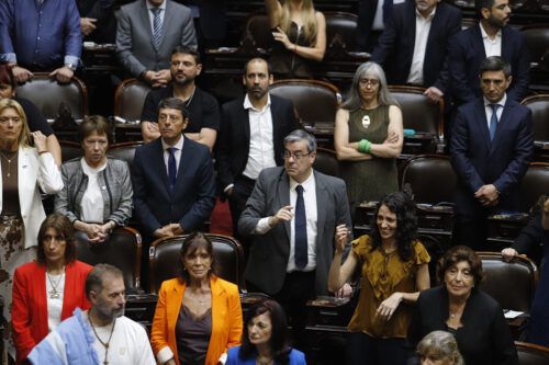 El PJ pasó a ser la segunda minoría con 93 bancas, pero teme por la fragilidad de la unidad conseguida