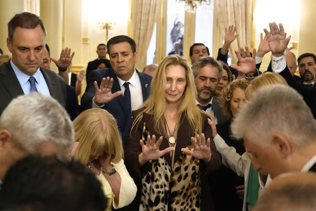 La Libertad Avanza y el bloque evangélico que llegó al nuevo Congreso