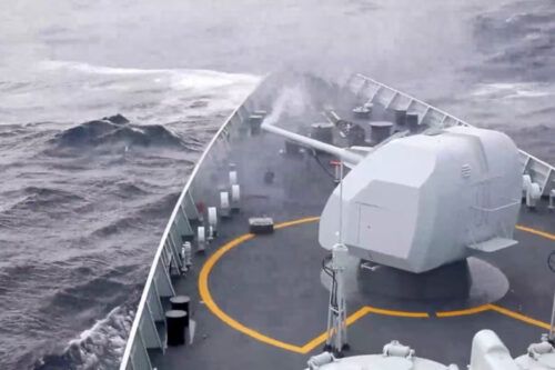 Tensión por los ejercicios militares chinos en torno a Taiwán