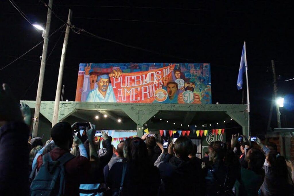Tras la lucha de docentes y estudiantes, el profesorado de Barracas no cerrará sus puertas