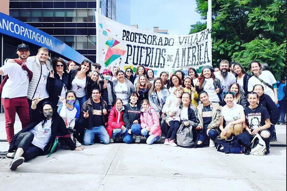 Tras la lucha de docentes y estudiantes, el profesorado de Barracas no cerrará sus puertas