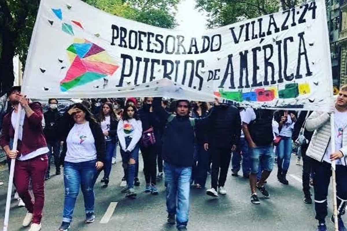 Tras la lucha de docentes y estudiantes, el profesorado de Barracas no cerrará sus puertas