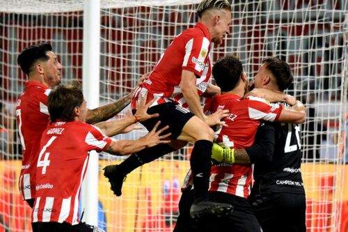 Nunca den por muerto a Estudiantes, otra vez campeón