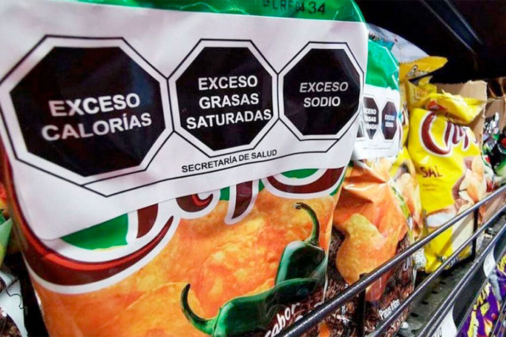 Protesta en el INTI: “Rechazamos la baja de más de mil servicios esenciales para el desarrollo y el cuidado de la sociedad” 4 Protesta en el INTI: “Rechazamos la baja de más de mil servicios esenciales para el desarrollo y el cuidado de la sociedad”