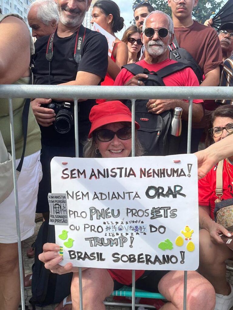 Multitudes en Brasil contra una reducción de pena para Bolsonaro 1 Multitudes en Brasil contra una reducción de pena para Bolsonaro
