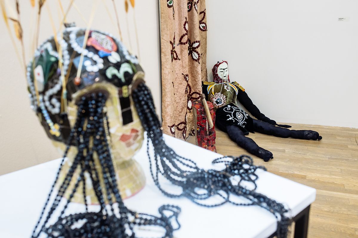 Cinco artistas visuales le ponen obra a la muestra “Hay cuerpo”