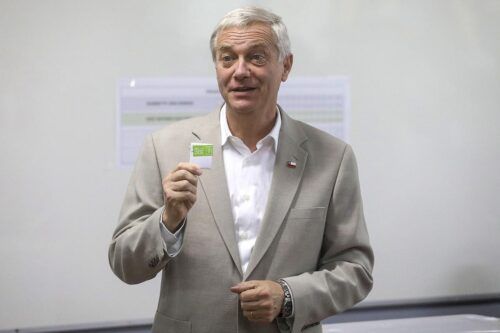 Kast pidió respetar a la candidata derrotada: «es una persona igual que nosotros»