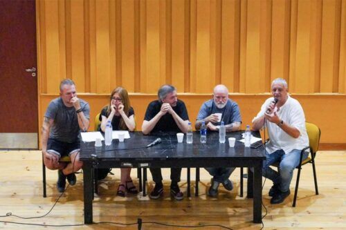 Tras realizar el 9° Encuentro Federal de DDHH, una caravana militante marchó a saludar a Cristina Kirchner