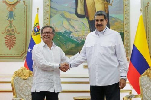 Maduro aplaude el encuentro entre Petro y opositores venezolanos