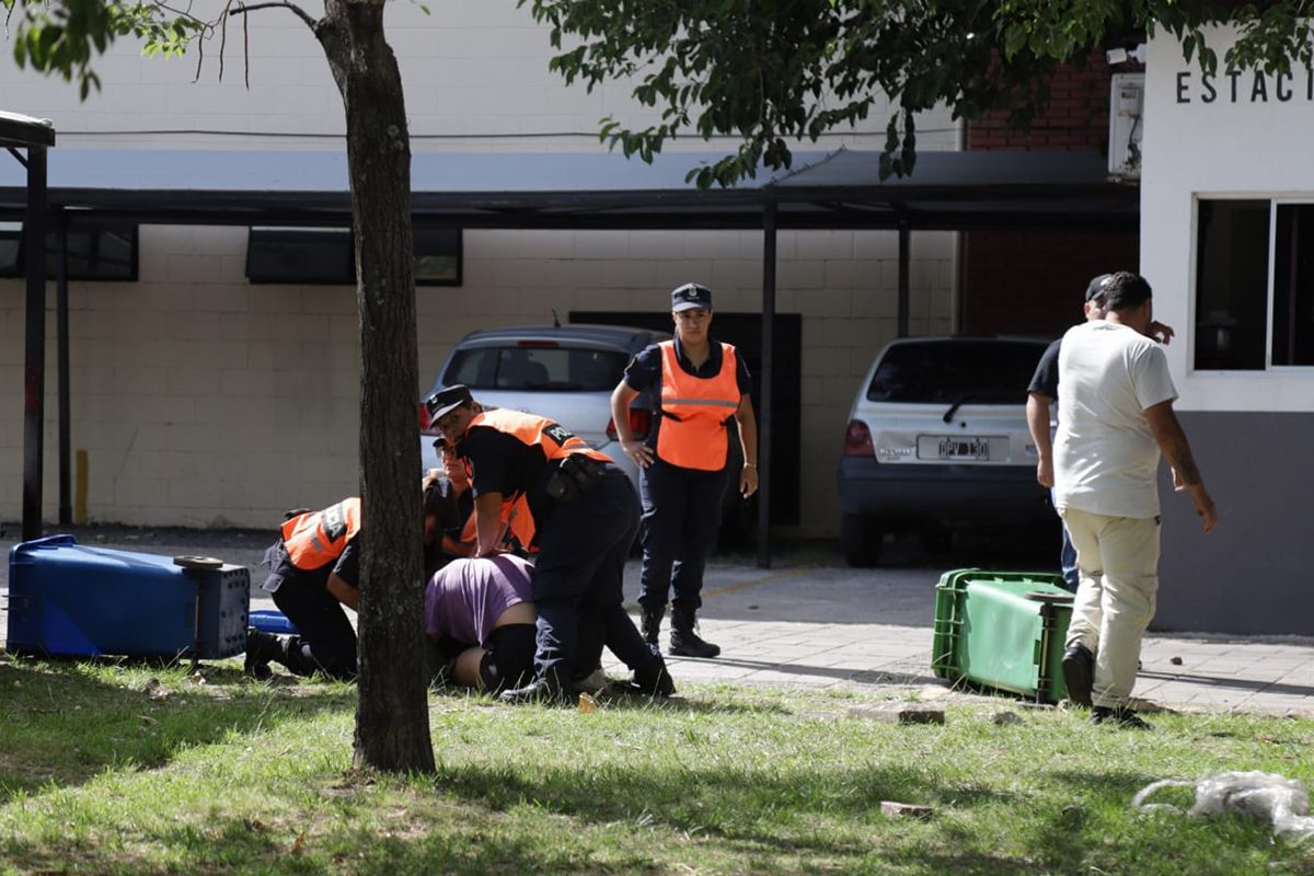Denuncian represión y detenciones de manifestantes en una protesta en Quilmes
