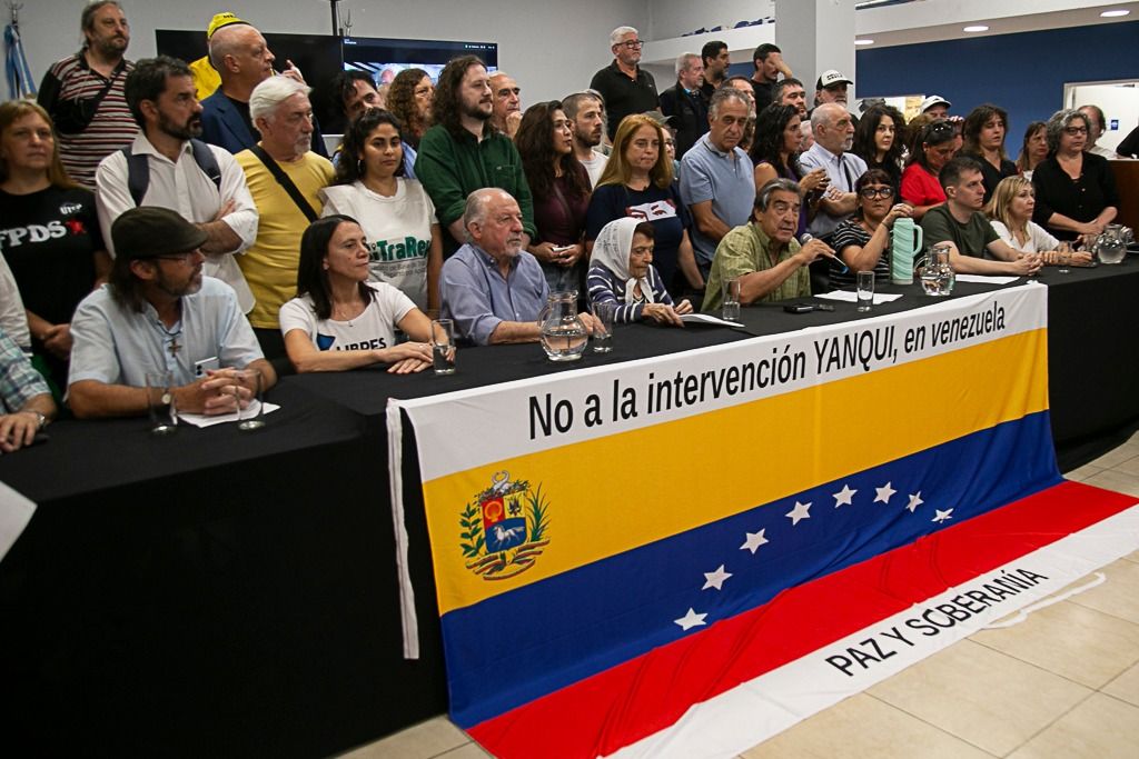 Organizaciones sociales, sindicales y políticas llamaron a un plan de acción continental en repudio al ataque de EE UU sobre Venezuela 2 Organizaciones sociales, sindicales y políticas llamaron a un plan de acción continental en repudio al ataque de EE UU sobre Venezuela
