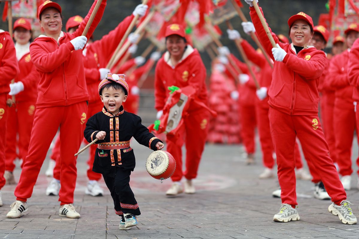 China le baja el precio a los chicos