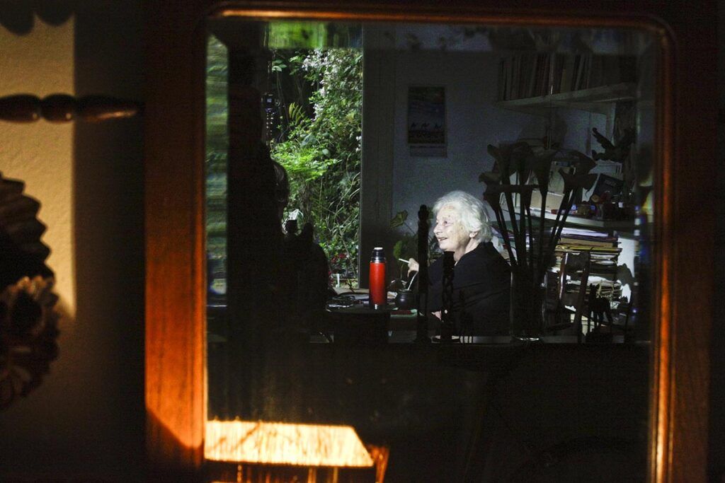 Cartas entre “una poeta loca de Argentina” y Ursula K. Le Guin 2 Cartas entre “una poeta loca de Argentina” y Ursula K. Le Guin