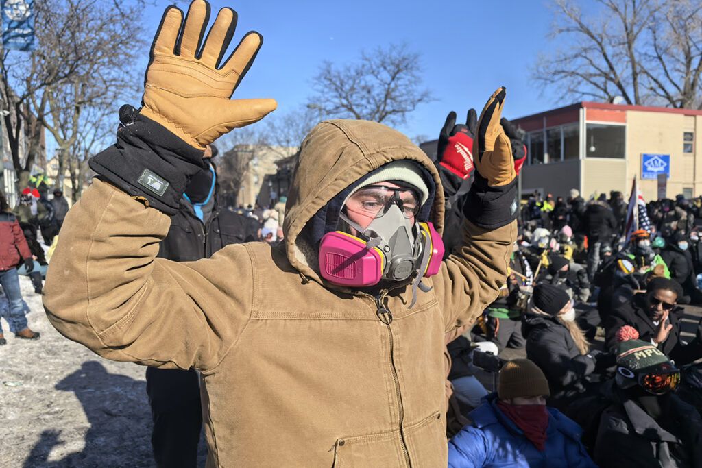 Democracia made in Trump: ahora arremete contra las legislativas