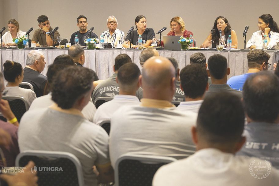 Barrionuevo también sumó su voz y un encuentro para oponerse a la reforma laboral