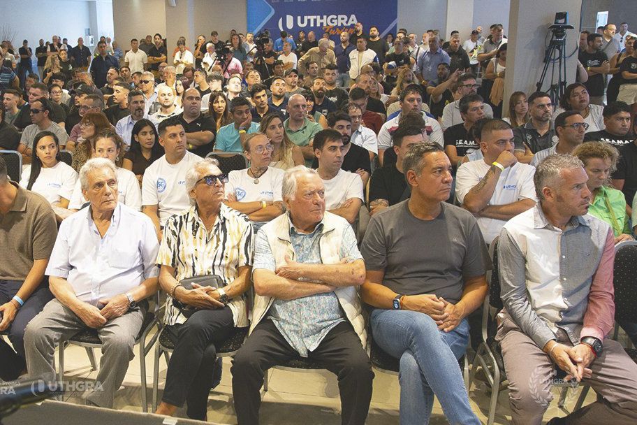 Barrionuevo también sumó su voz y un encuentro para oponerse a la reforma laboral