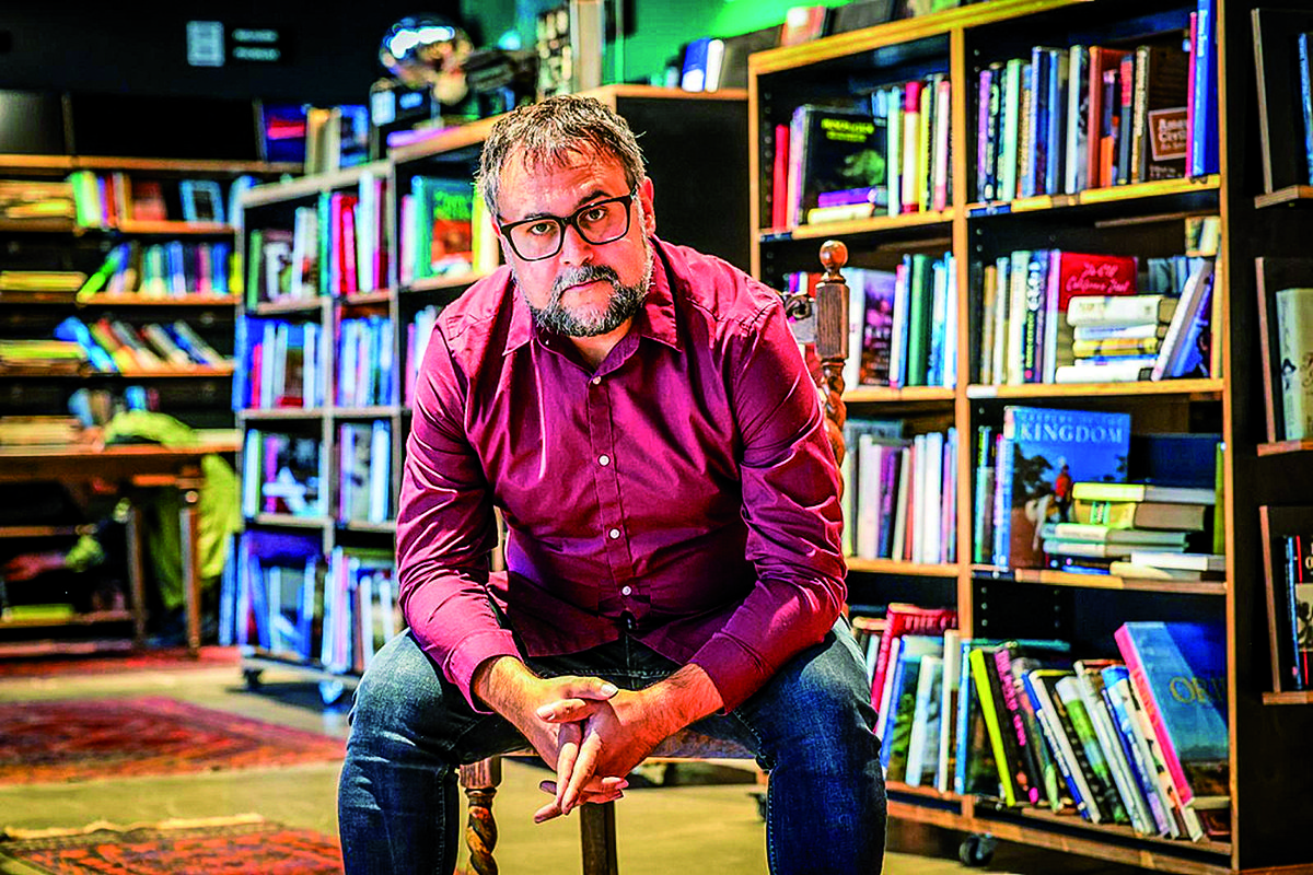 Fabricio Tocco: “Mi novela tiene autobiografía y también ficción”