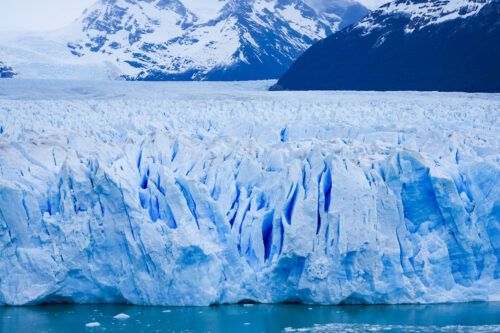 Modificar la Ley de Glaciares, sólo por necesidades de inversión, es un error estratégico
