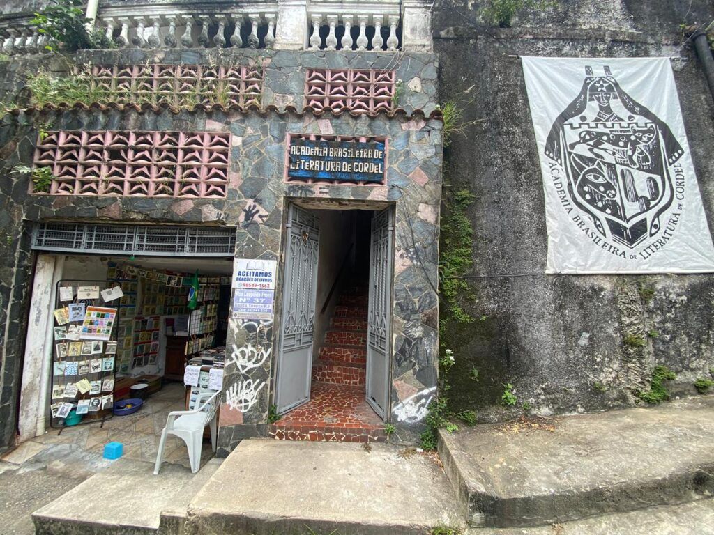Que no se corte: Academia Brasileira de Literatura de Cordel y el hilo de su historia