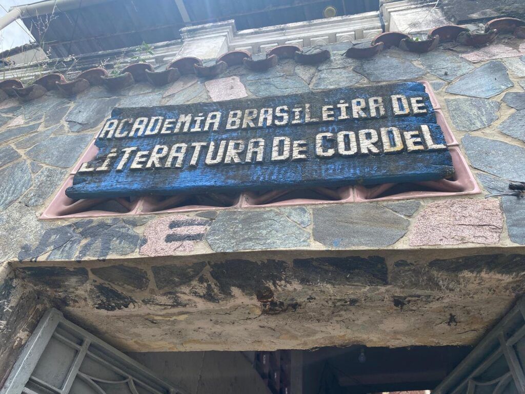 Que no se corte: Academia Brasileira de Literatura de Cordel y el hilo de su historia