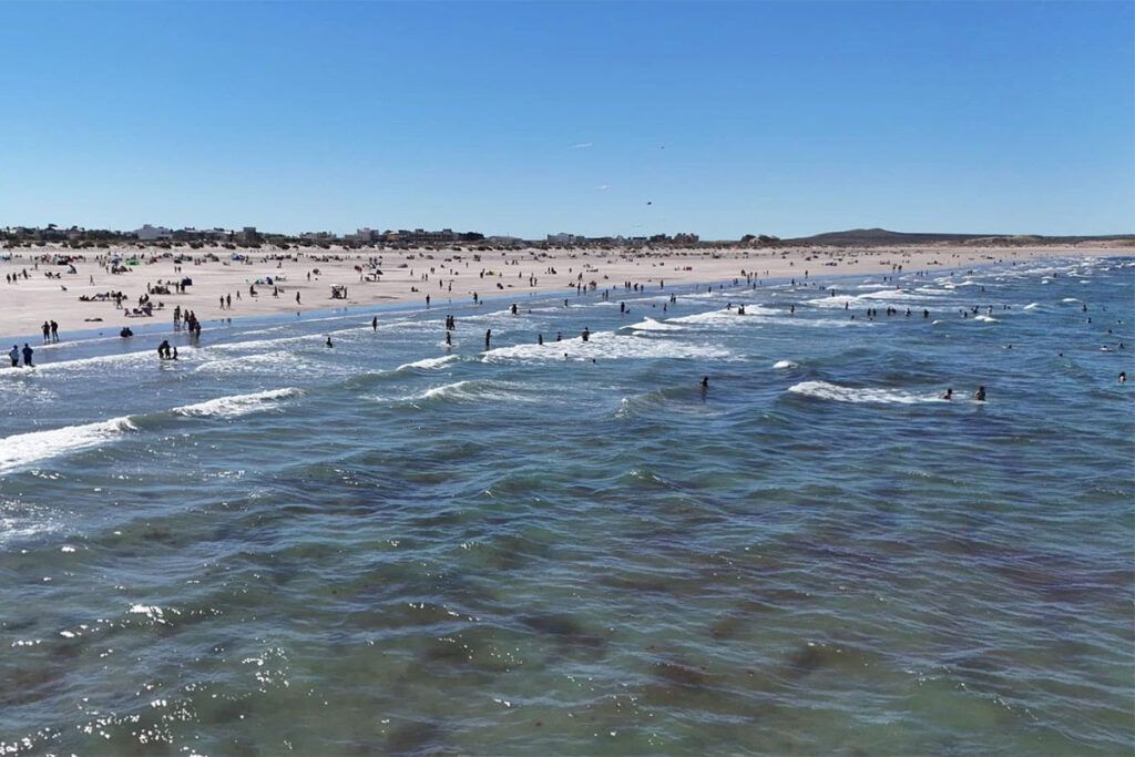 El Caribe patagónico está de moda: el encanto de las playas sureñas