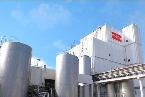 Lácteos Verónica: plantas cerradas, sueldos atrasados y 700 puestos de trabajo en peligro