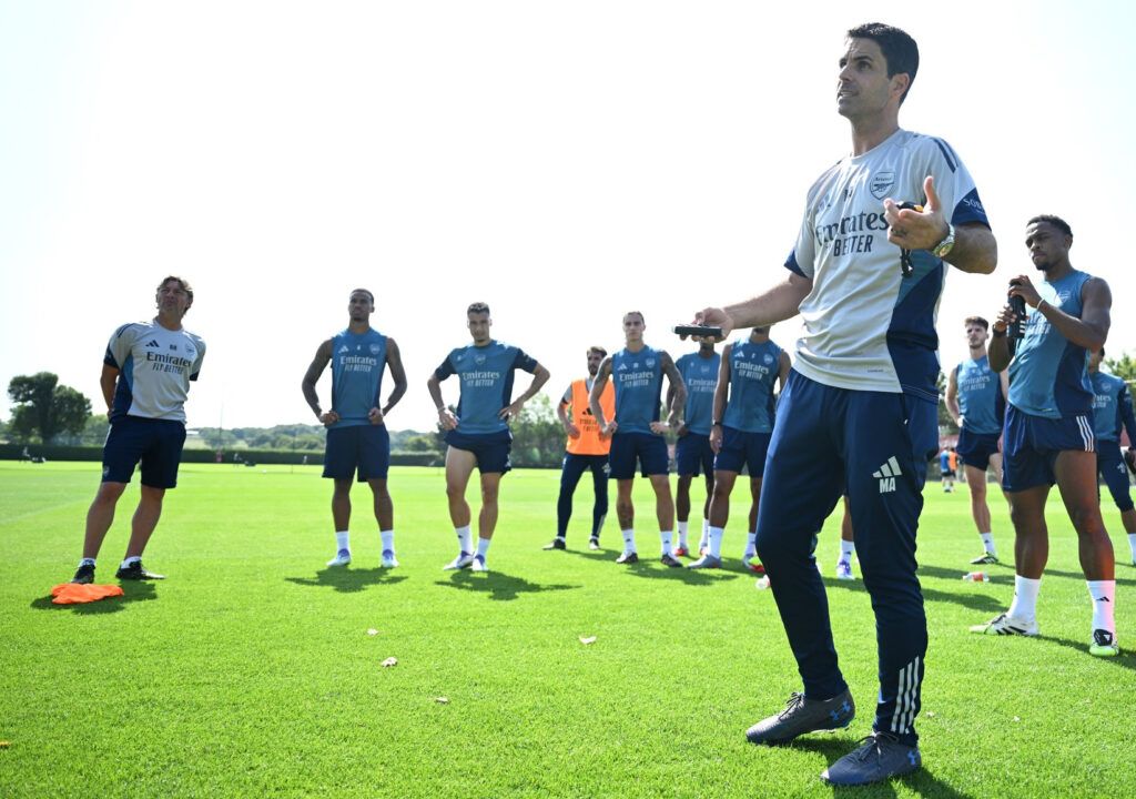 Arteta y su Arsenal líder en la era de los técnicos posthumanos