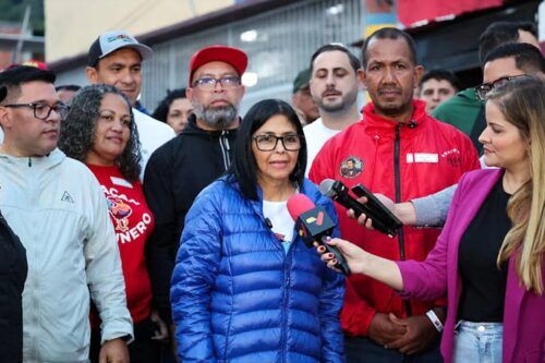 Delcy Rodríguez decreta siete días de duelo por las víctimas del ataque de EEUU