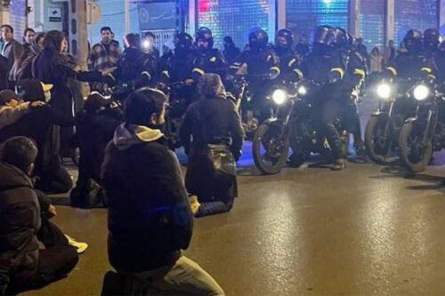 Irán acusa a Israel y Estados Unidos de agitar una revuelta