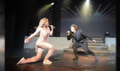 Mientras la Patagonia se quema, Milei tuvo su noche de show con Fátima Flórez y el “Derecha Fest”