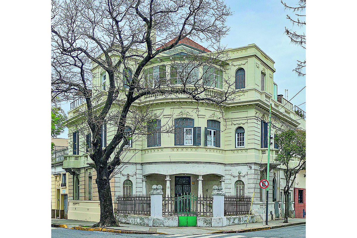 Buenos Aires revelada: homenaje y testamento de las fachadas de la ciudad