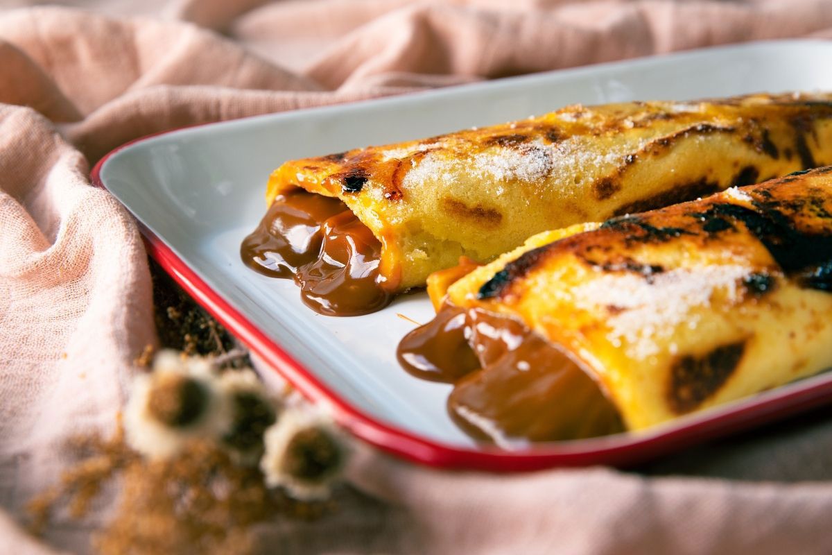 A revolear el cucharón, saltar al vacío y dar vueltas en el aire: vamos a cocinar panqueques