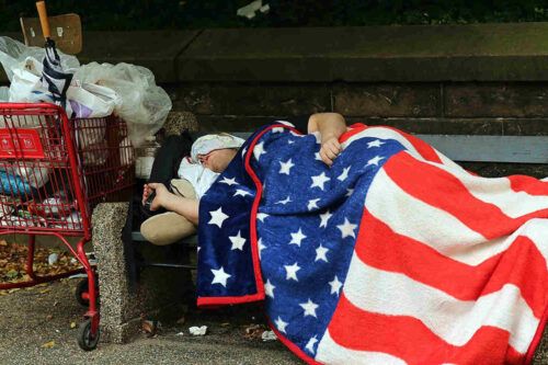 Roberto Montoya: “Estamos viendo los zarpazos desesperados de un imperio en declive”