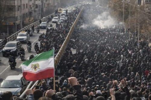 Irán anunció la captura de un agente del Mossad por alentar las protestas