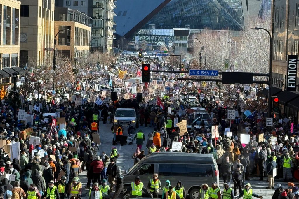 El ICE, a sangre y fuego en Minneapolis: otro brutal asesinato