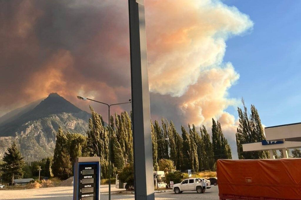 Fuegos en el sur: el gobernador Torres mantiene bloqueados más de 600 mil dólares para programas de prevención de incendios forestales