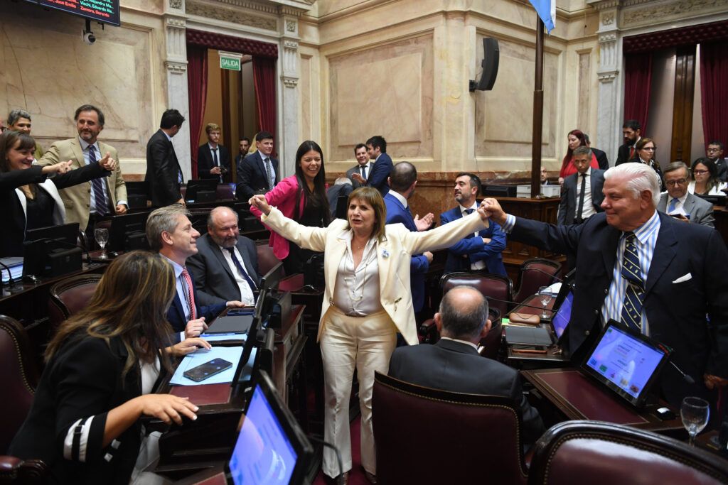 Con la misma cantidad de votos que en la primera sanción, el Senado transformó en ley la Reforma Laboral