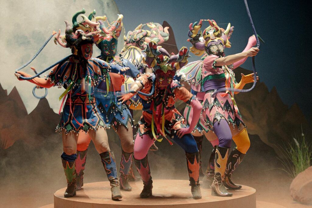 Cazzu estrena “Jujuy estrellado” y convierte el carnaval en manifiesto femenino