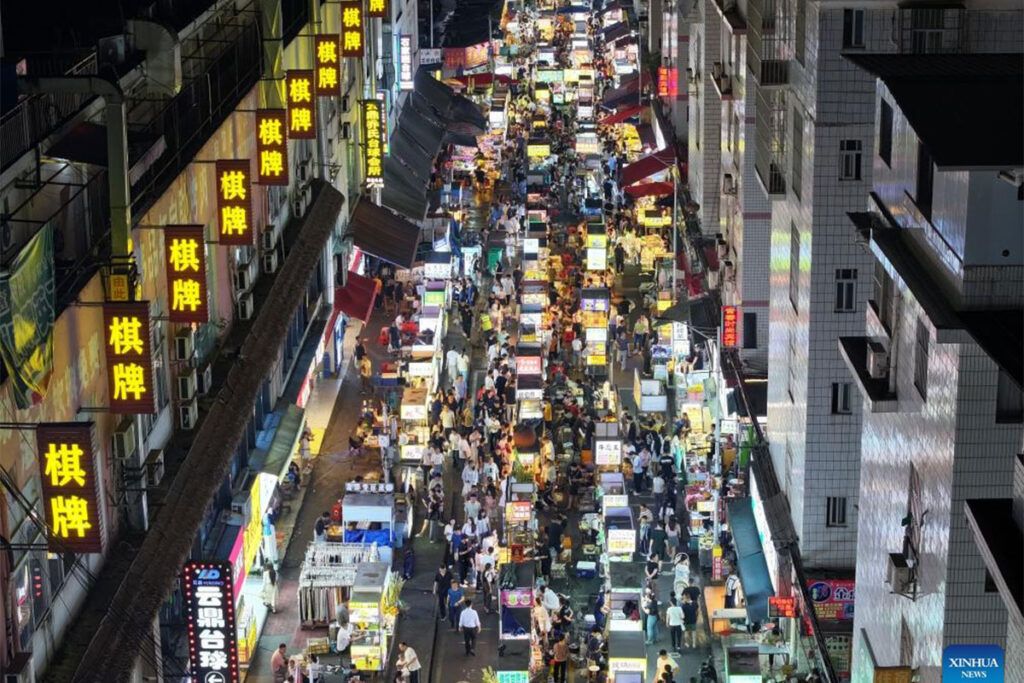 Se les vino la noche: el consumo urbano, uno de los motores más dinámicos de la economía china 2 Se les vino la noche: el consumo urbano, uno de los motores más dinámicos de la economía china