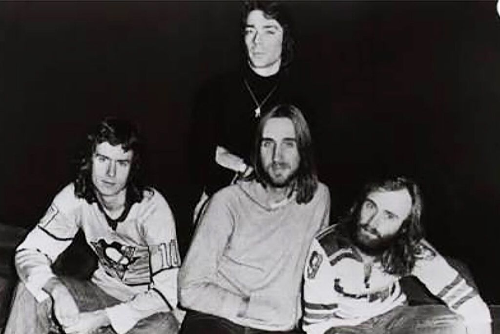 A 50 años de "A Trick of the Tail": cuando Genesis perdió a Peter Gabriel, pensó que era el fin, pero terminó abriendo las puertas del éxito global