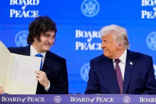 Trump inauguró su “Junta de Paz” con una advertencia a Irán y un elogio a Milei