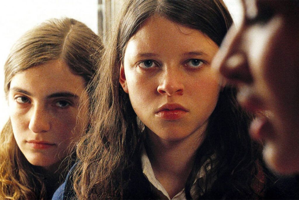 Ping pong con Julieta Zylberberg: “Tengo una relación muy apasionada con el karoke”