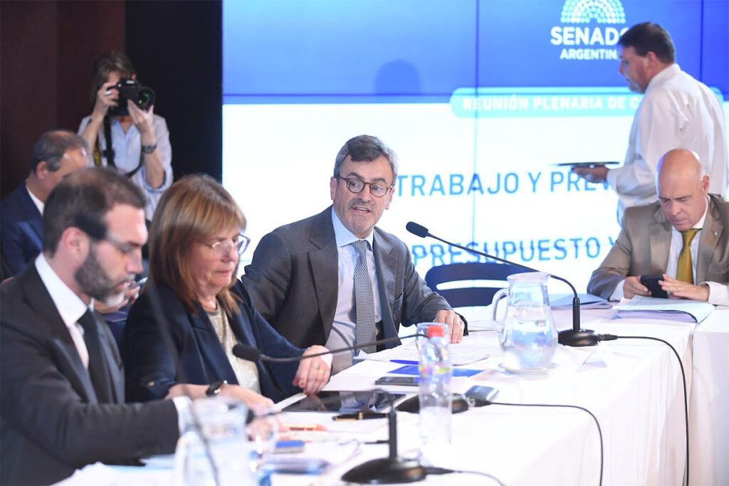 Con matices e internas el empresariado celebró la media sanción a la reforma laboral