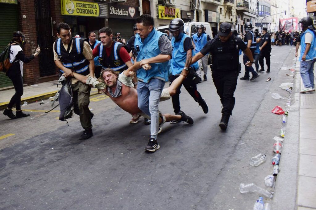 El Gobierno tilda de terroristas a los detenidos en Congreso mientras Monteoliva justifica la falta de arrestos in fraganti