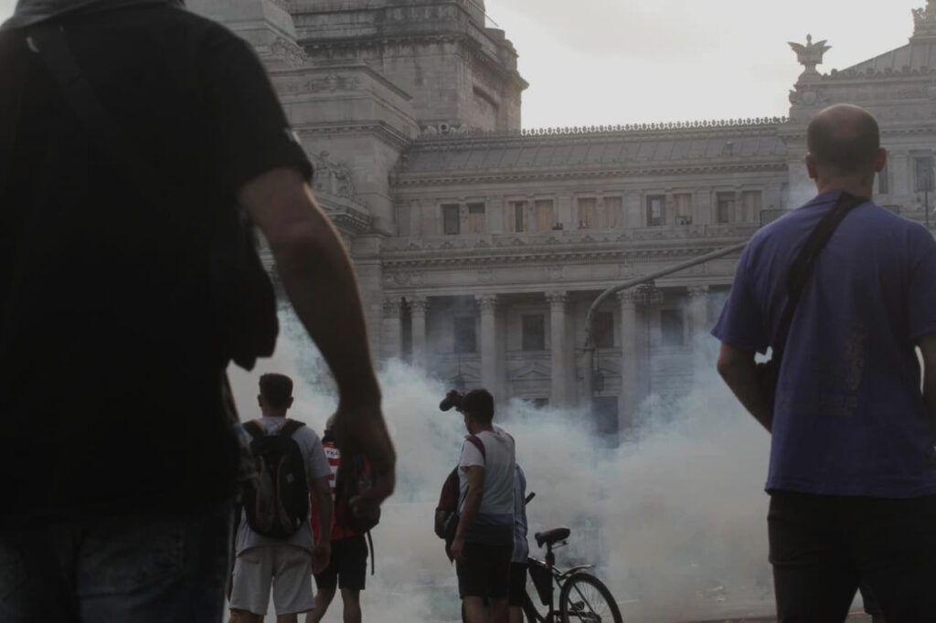 No es reforma, es esclavitud y represión: crónica del gas, las balas y la subasta de derechos