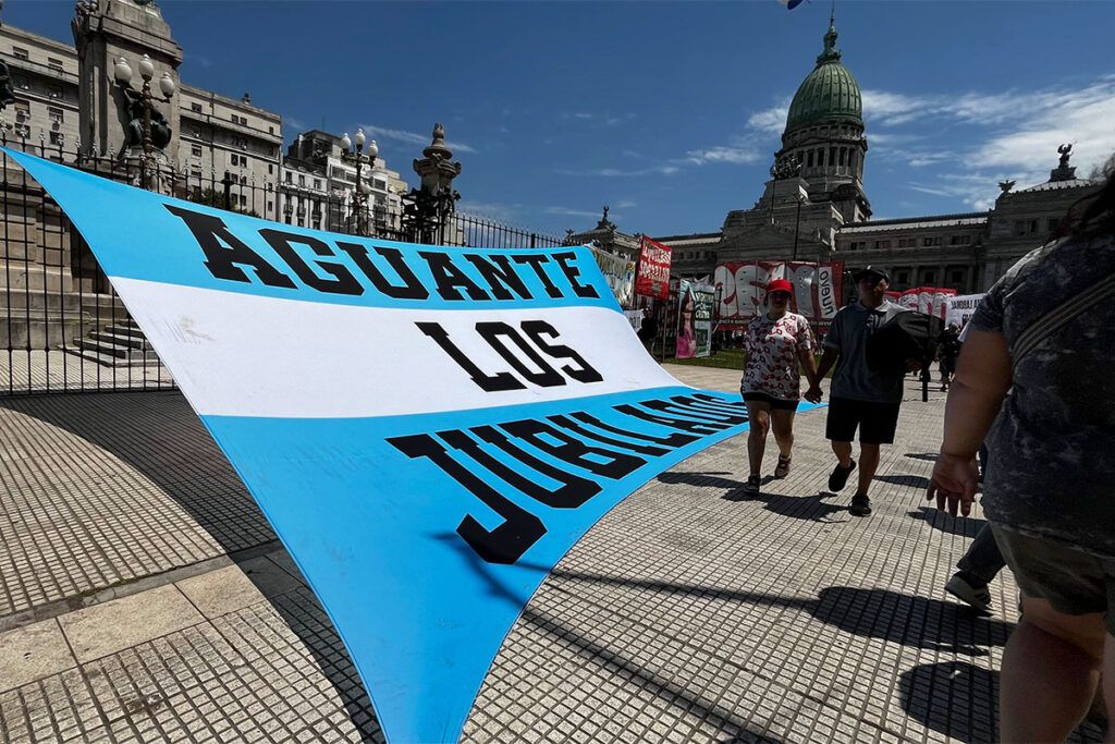 No es reforma, es esclavitud y represión: crónica del gas, las balas y la subasta de derechos