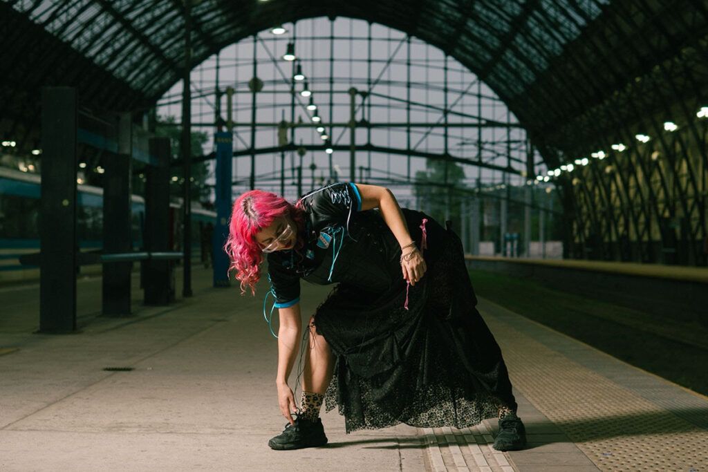 Agenda de espectáculos con lo mejor de la semana: Franz Ferdinand, La Vela Puerca, Carlos Casella, "El tema del verano" y más