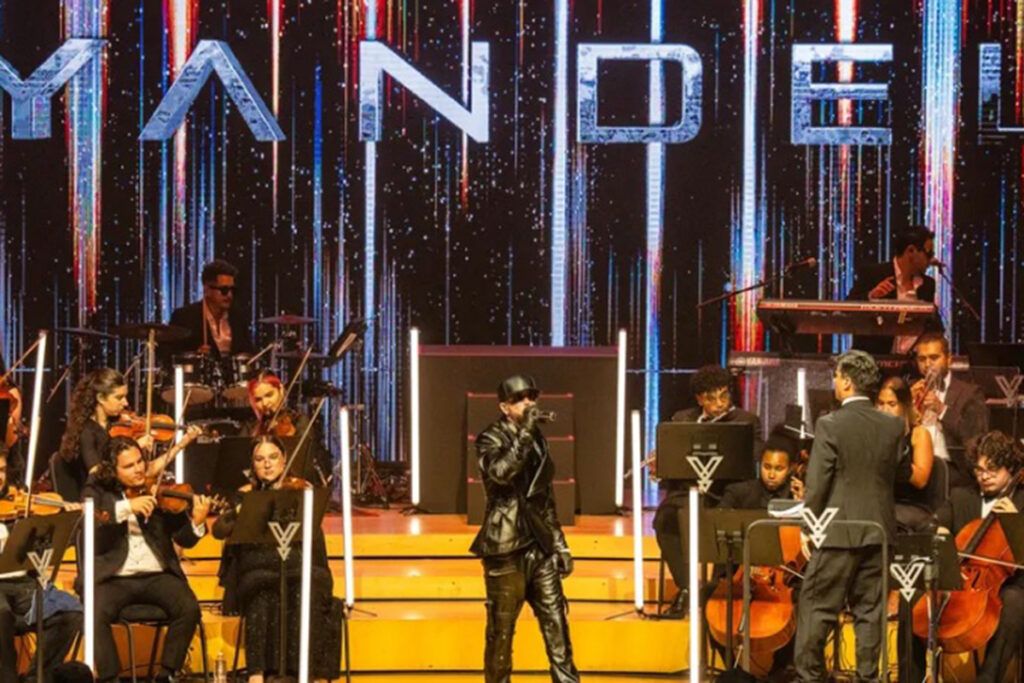 Agenda de espectáculos con lo mejor de la semana: Franz Ferdinand, La Vela Puerca, Carlos Casella, "El tema del verano" y más