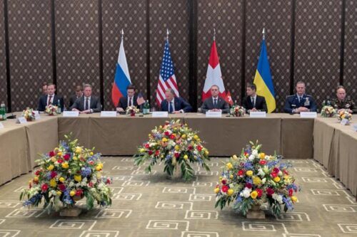 Irán y Ucrania concluyeron cumbres con EEUU en Ginebra sin muchas novedades