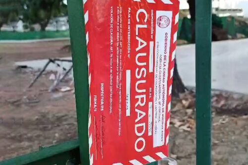 Tras los reclamos de vecinos, la Agencia de Control porteña paralizó obras en el Polideportivo Santojanni